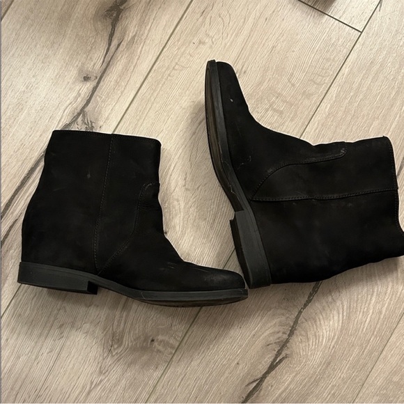 Kork-Ease Ramona Leather ankle boot + Kenneth Cole Reaction Suede boots bundle - Picture 11 of 16